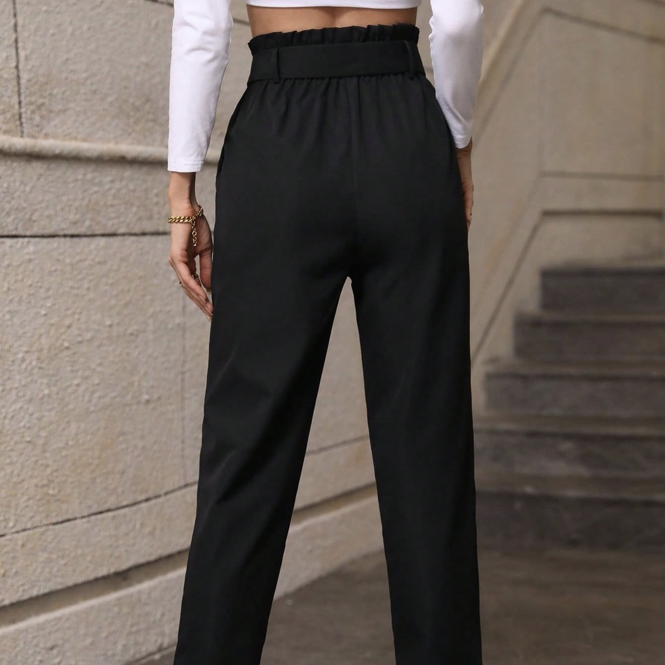 Ladies Solid Color Slimming And Minimalist Pants
